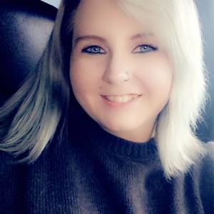 Meet your Posher, Estella